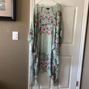 American Eagle Outfitters Kimono